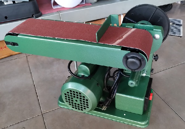 ขัดกระดาษทรายสายพาน BD-46N TIGER