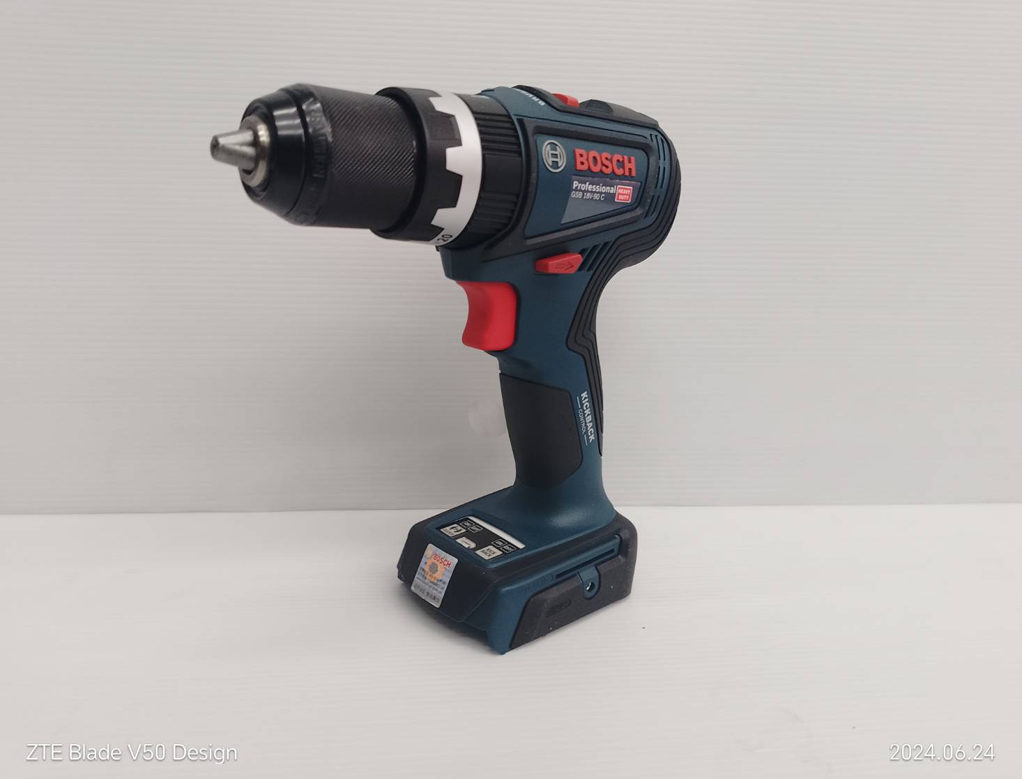 สว่านกระแทกไร้สาย18V GSB18V-90C BOSCH SOLO