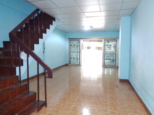 🚩 H1250 ขายทาวน์เฮ้าส์ 17 ตารางวา หมู่บ้านพัชรัฐ คู้บอน 27 แยก31 พื้นที่ใช้สอยเยอะ ต่อเติมเต็มเนิ้อที่