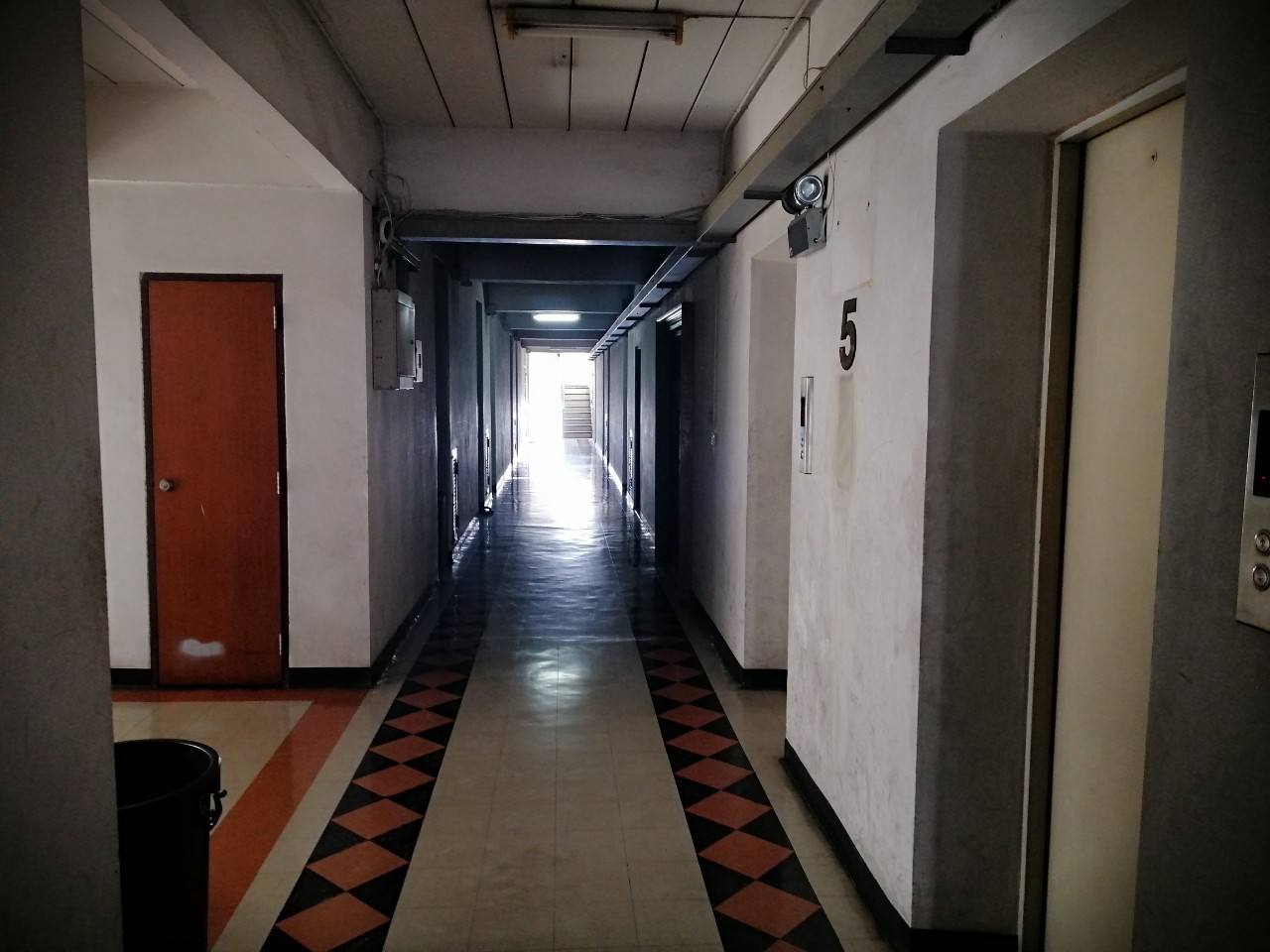 H1107ขายโลตัส คอนโดทาวน์ ใกล้เซ้นทรัล แจ้งวัฒนะ พื้นที่ 38.85 ตร.เมตร ชั้น5 ทำเลดี เดินทางสะดวก อยู่ห่างถนนแจ้งวัฒนะ เพียง20 เมตร