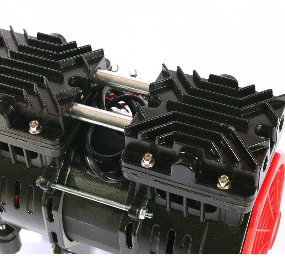 มอเตอร์ปั๊มลมออยฟรี 550W / 220V พร้อมคอนพร้อมขา