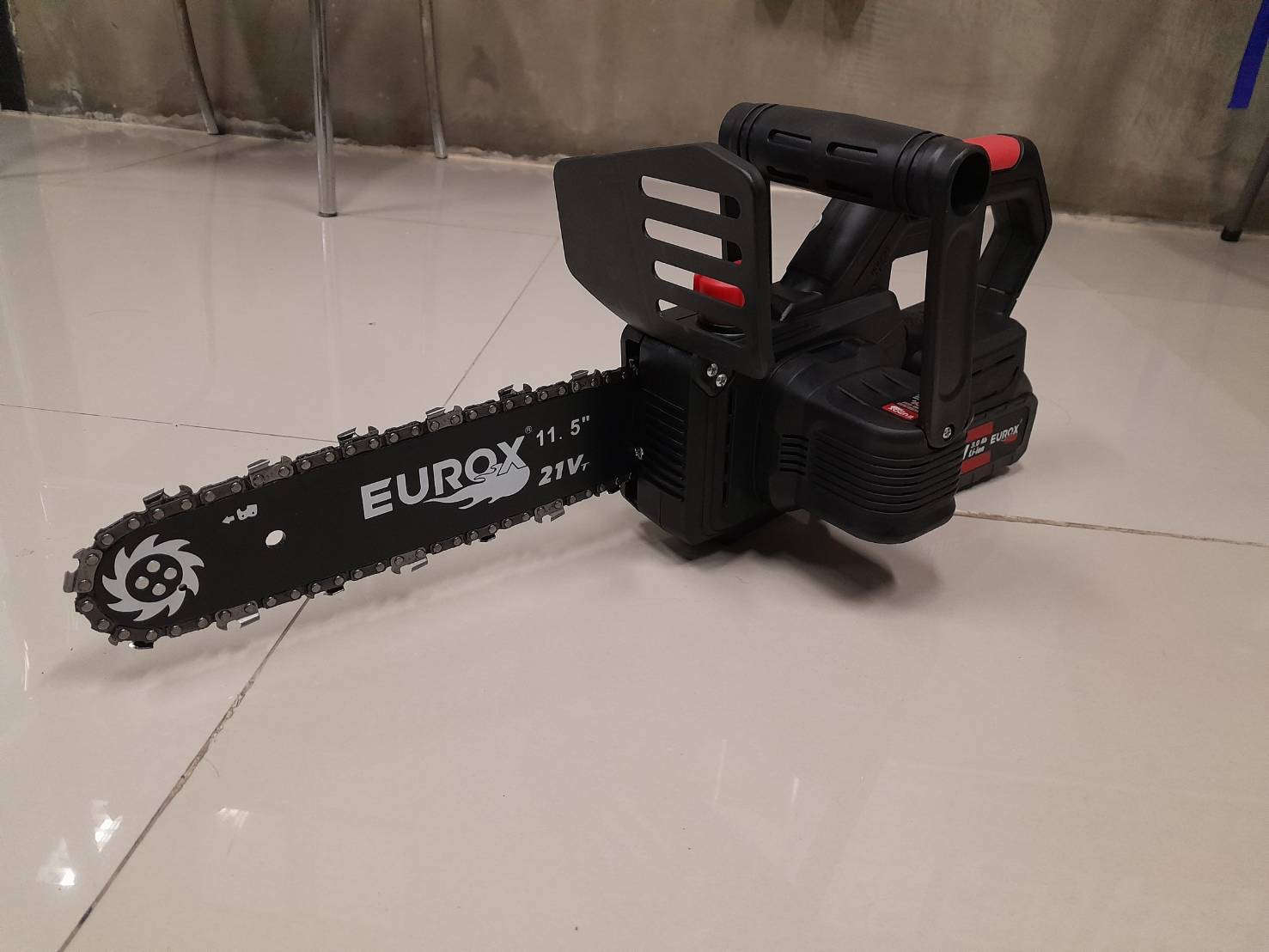 เลื่อยโซ่21V-T EUROX