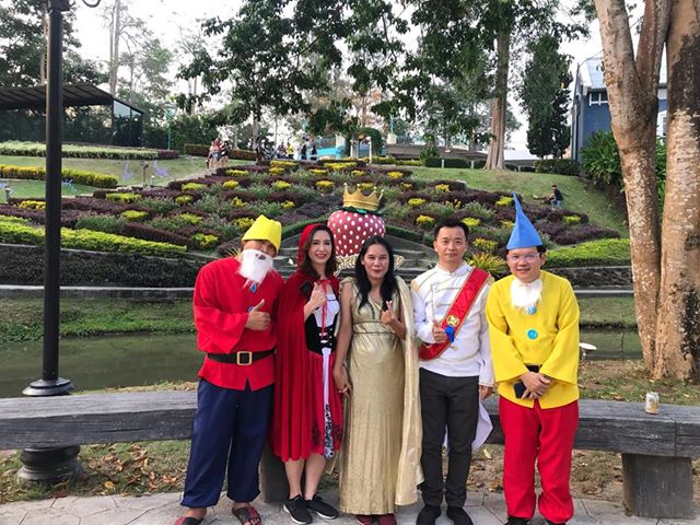 ชุดคนแคระทั้ง 7 @ สโนไวท์