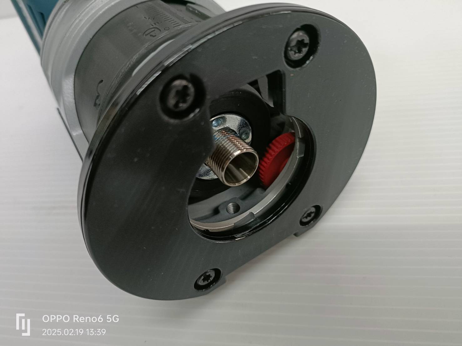 BOSCH GKF18V-8 Professional เครื่องเซาะร่อง18V