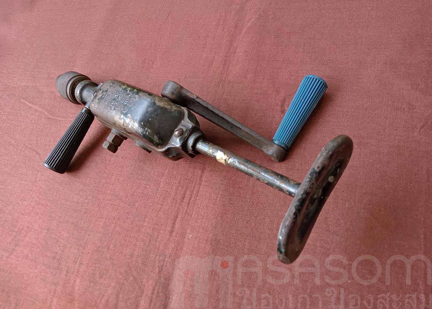 สว่านมือโบราณ