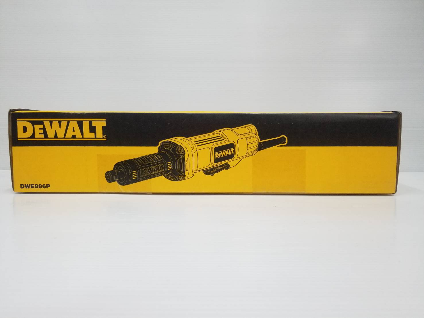 หินเจียรคอตรง DWE886P DEWALT