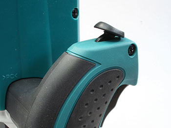 MAKITA เร้าเตอร์ไฟฟ้า 4 หุน (2100W) RP2301FC05