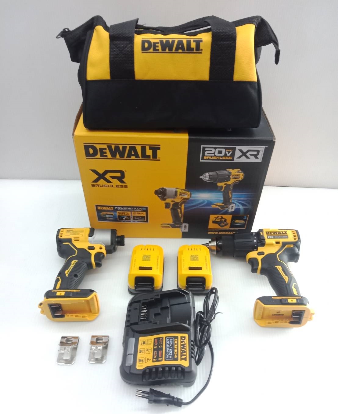 ชุดคอมโบสว่านกระแทกและไขควงกระแทกไร้สายไร้แปรงถ่าน 20V Max (DCF840+DCD709) พร้อมแบตเตอรี่ Power DCK2214E2 DEWALT
