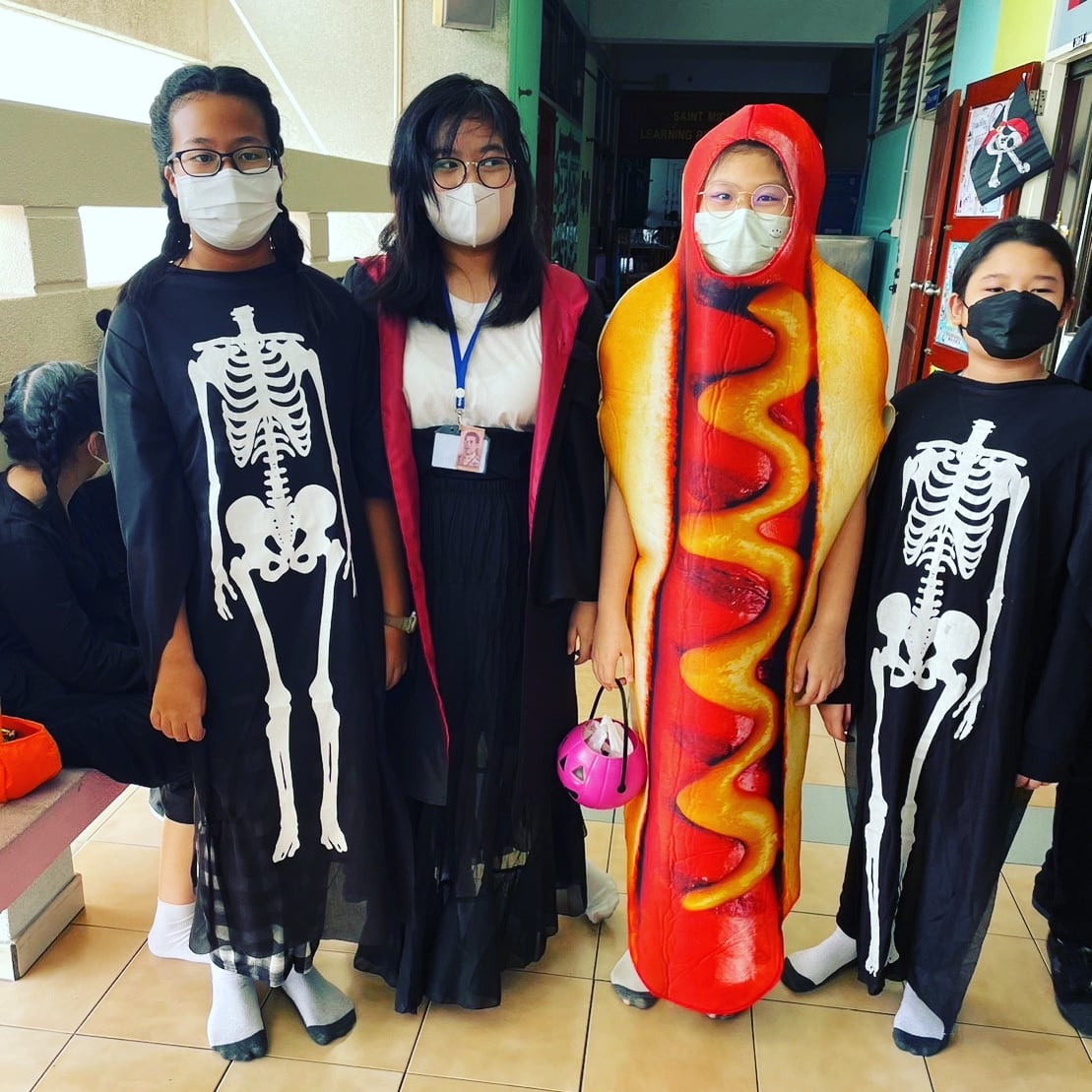 ชุดฮ็อทดอก