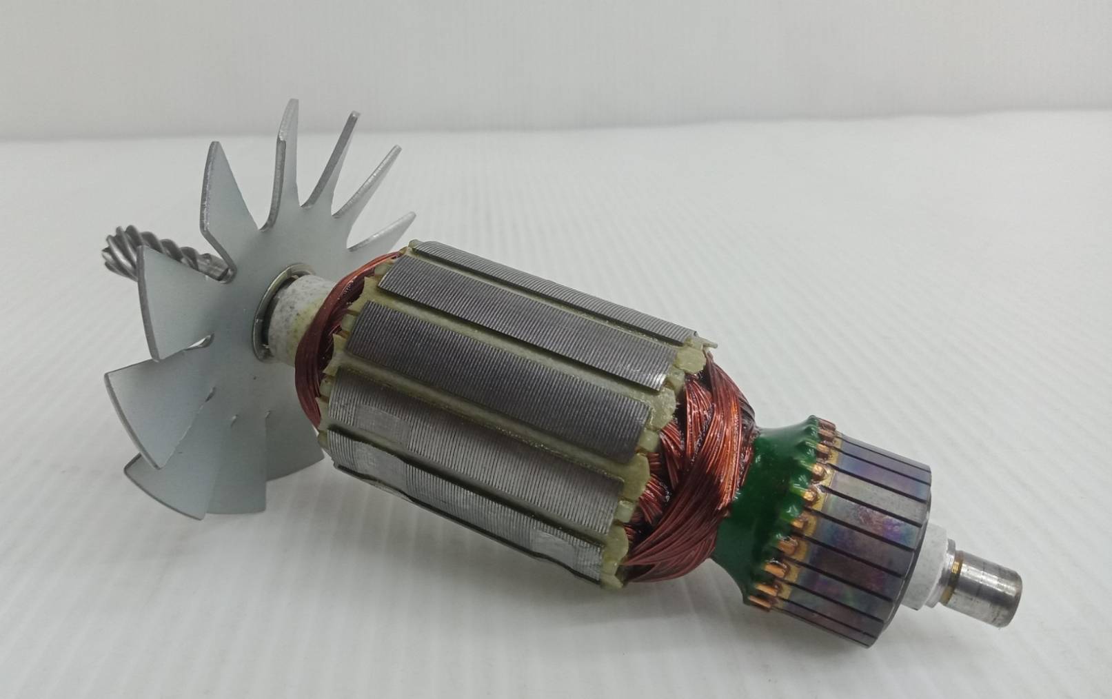 ทุ่น 5800NB DONGCHENG