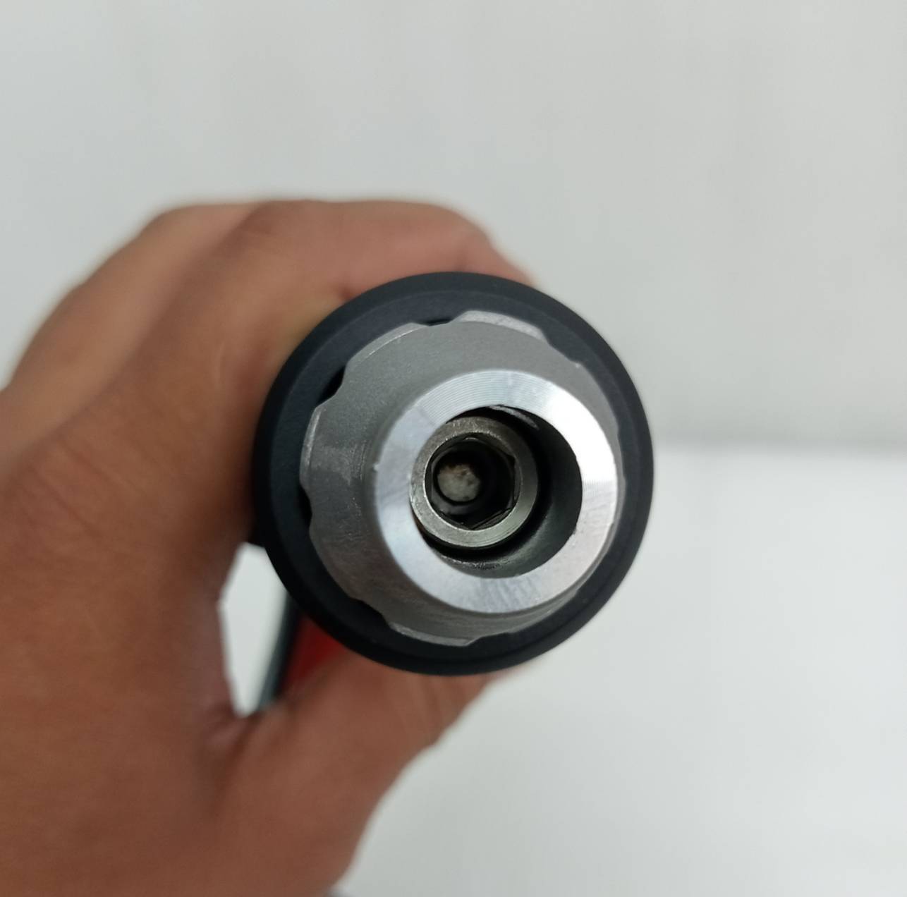 ไขควงไฟฟ้าสำหรับผนังยิปซัม18V GTB185-LI BOSCH