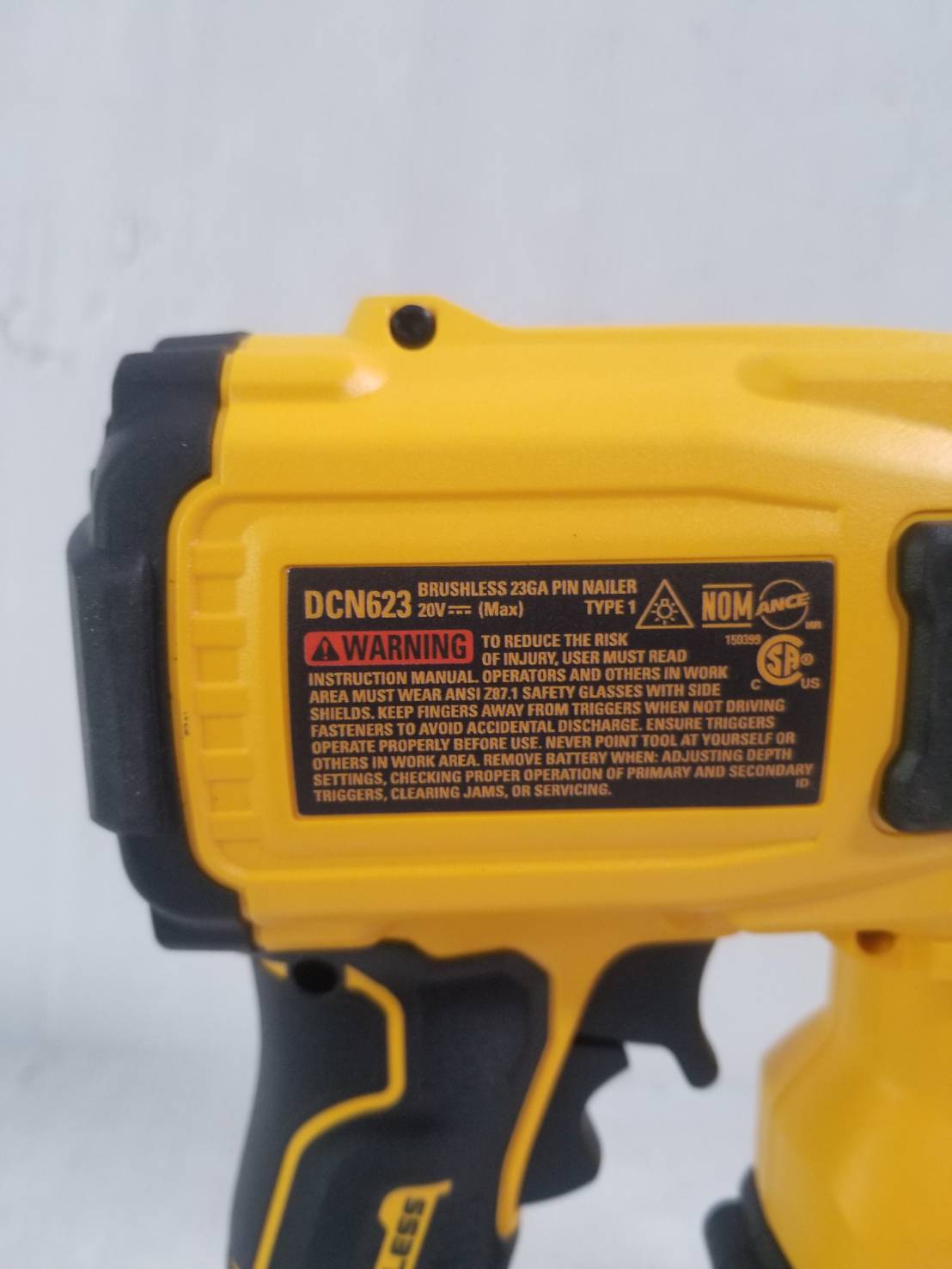 เครื่องยิงตะปู20V DCN623B DEWALT (ตะปูPIN)