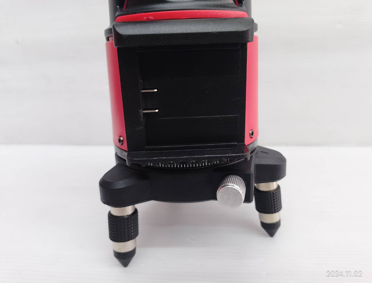 POLO เลเซอร์แสงเขียว 5 เส้น G1 พร้อมขาตั้ง