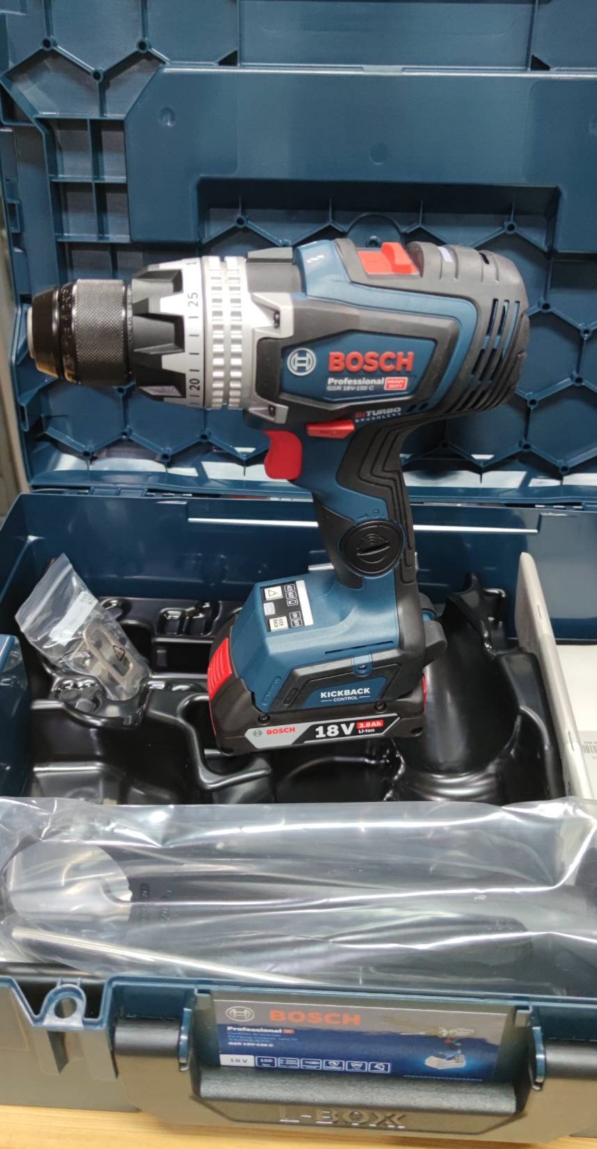 สว่านไขควงไร้สาย GSR18V-150C BOSCH SOLO