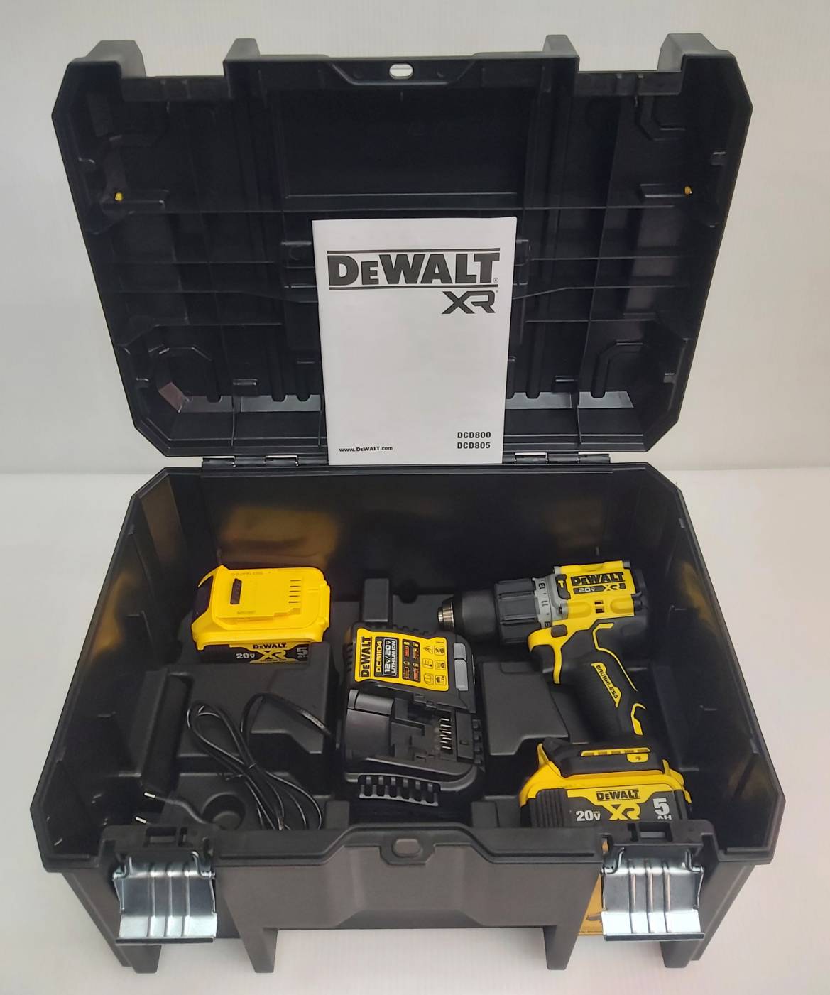 คอมโบ้ชุดสว่านไร้สาย20V (DCD805+DCG409) DCK2216P2T DEWALT
