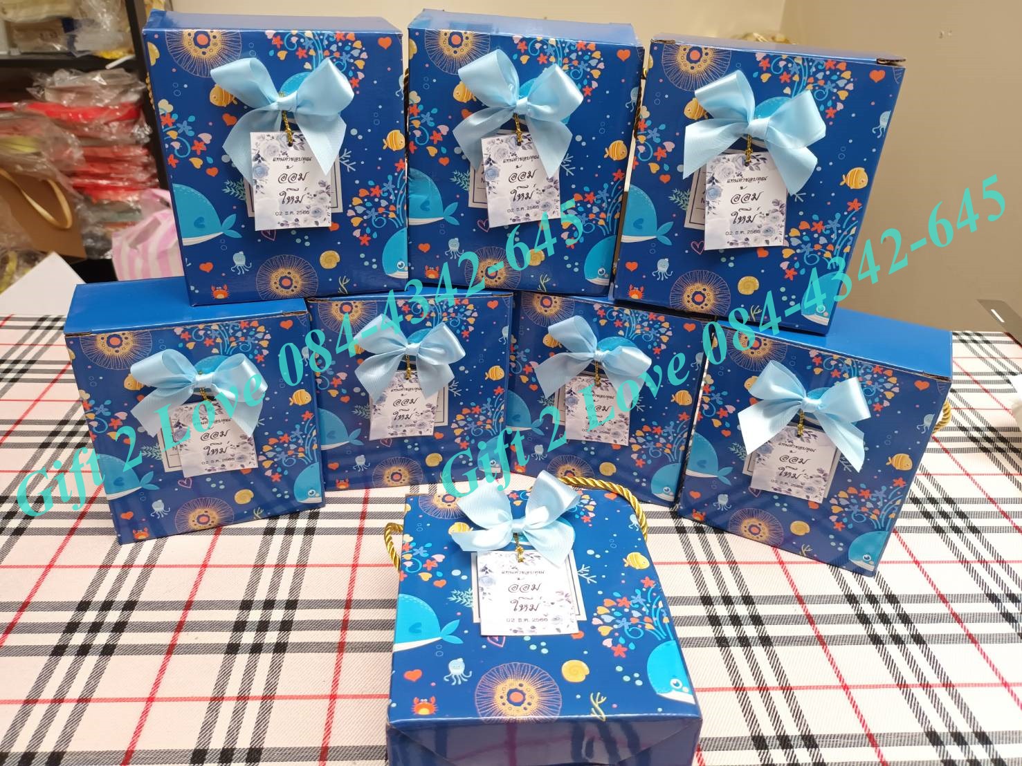 ชามขนาด 4.5 นิ้ว พร้อมช้อนเซรามิค และกล่องหิ้ว