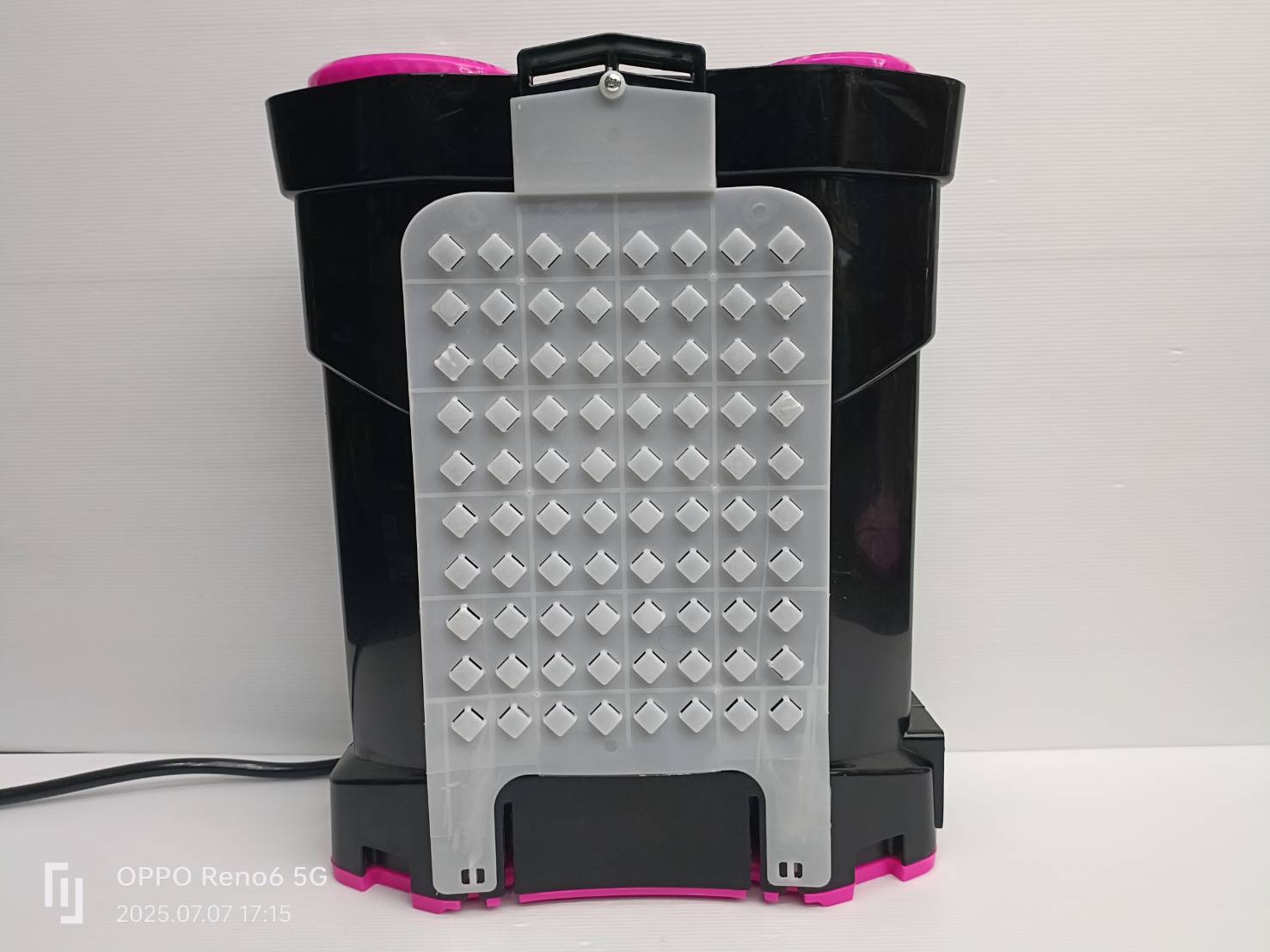 เครื่องพ่นยาแบตเตอรี่ 20ลิตร CPT-20LT CAPITAL