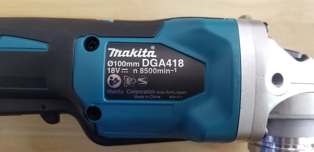 หินเจียรไร้สาย4" DGA418ZU MAKITA