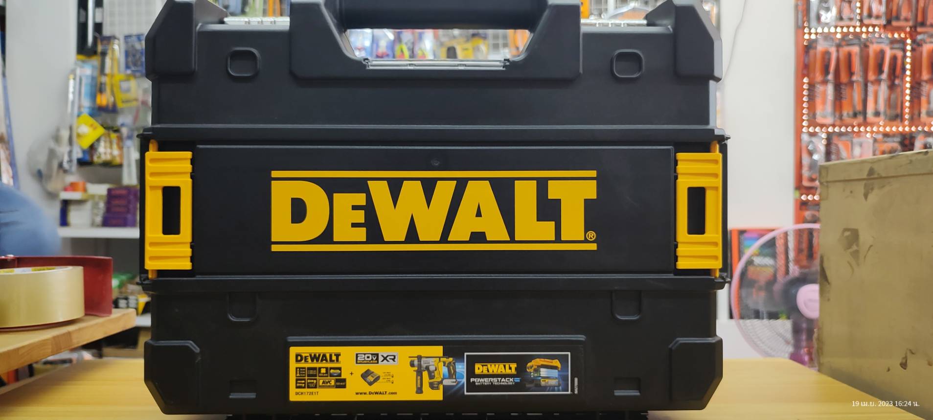 สว่านโรตารี่20V พร้อมแบตเตอรี่ Powerstack DCH172E1T DEWALT
