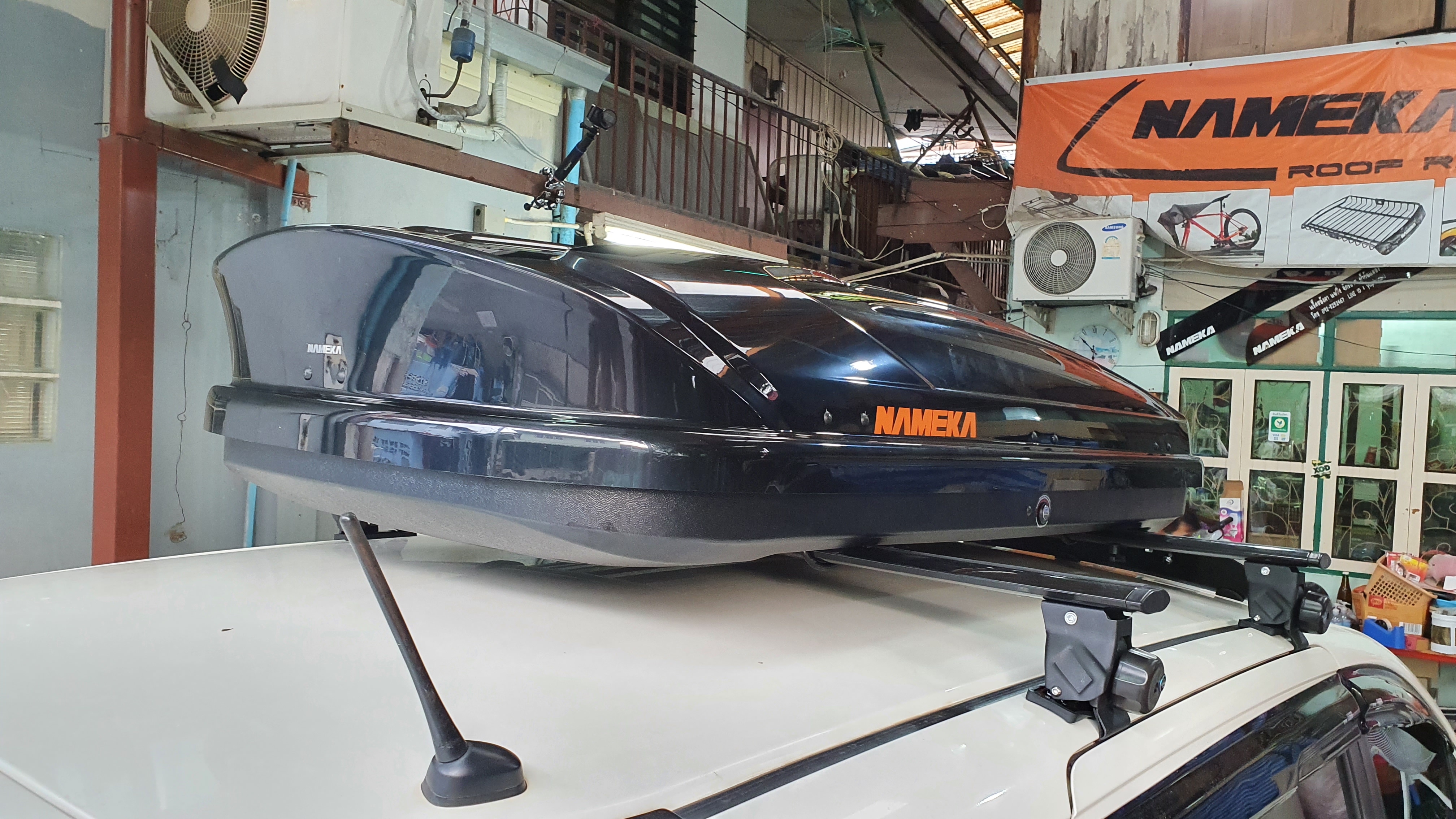 Roof Box NAMEKA Model: X-Box กล่องเก็บสัมภาระ นาเมกะ