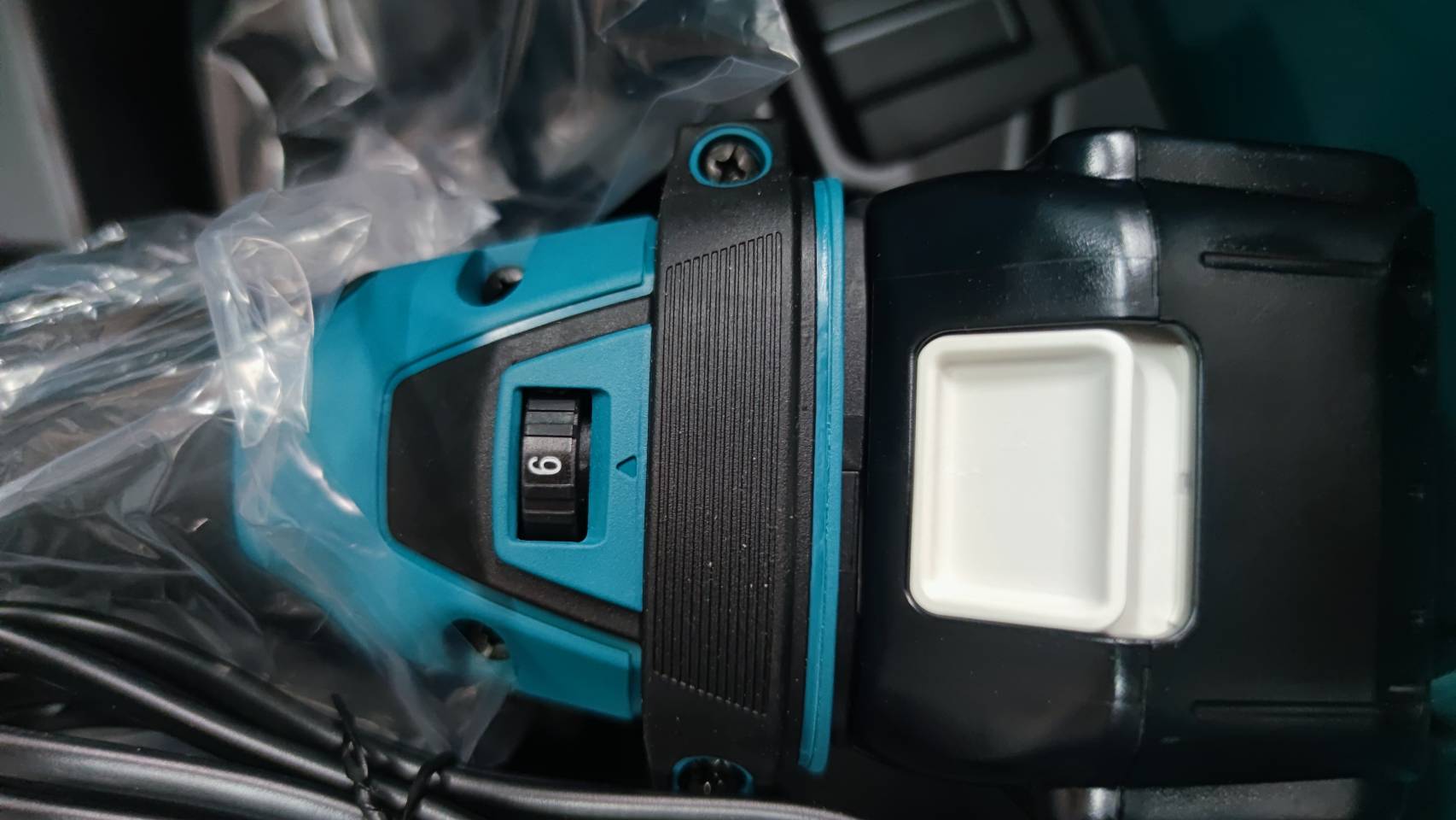 มัลติทูลไร้สาย DTM52RTJX1 MAKITA