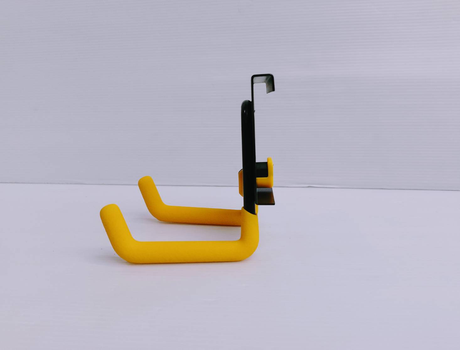 ตะขอเกี่ยวก้านหุ้มยางสั้น DWST82805 DEWALT