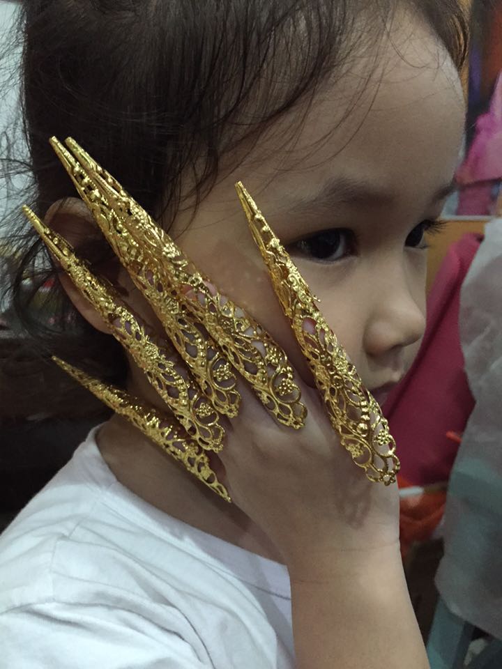 เล็บซูสีไทเฮา สินค้าพร้อมส่งจาก จ.อุบลราชธานี