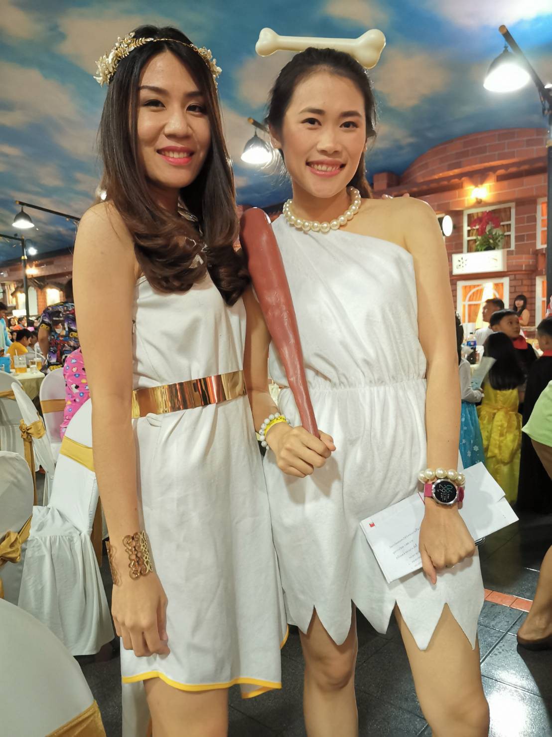 ชุดโรมันหญิง แบบสั้น