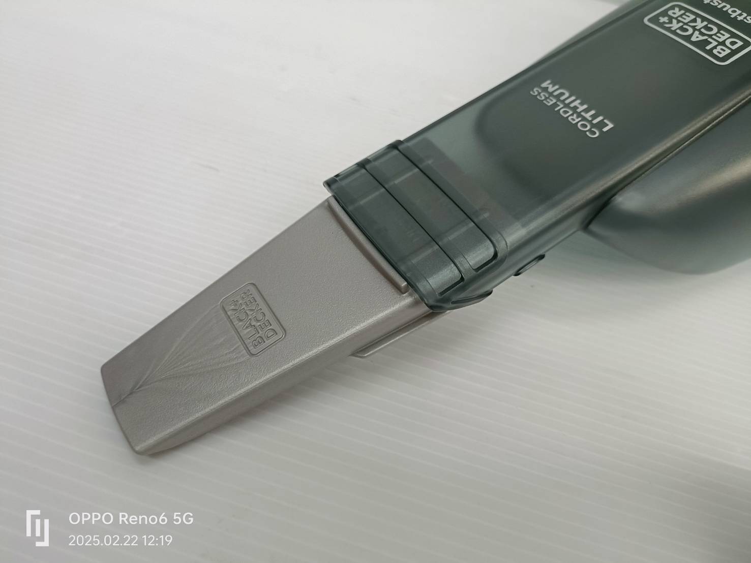 เครื่องดูดฝุ่นมือถือไร้สาย 20V BCHV001D1E-B1 BLACK&DECKER