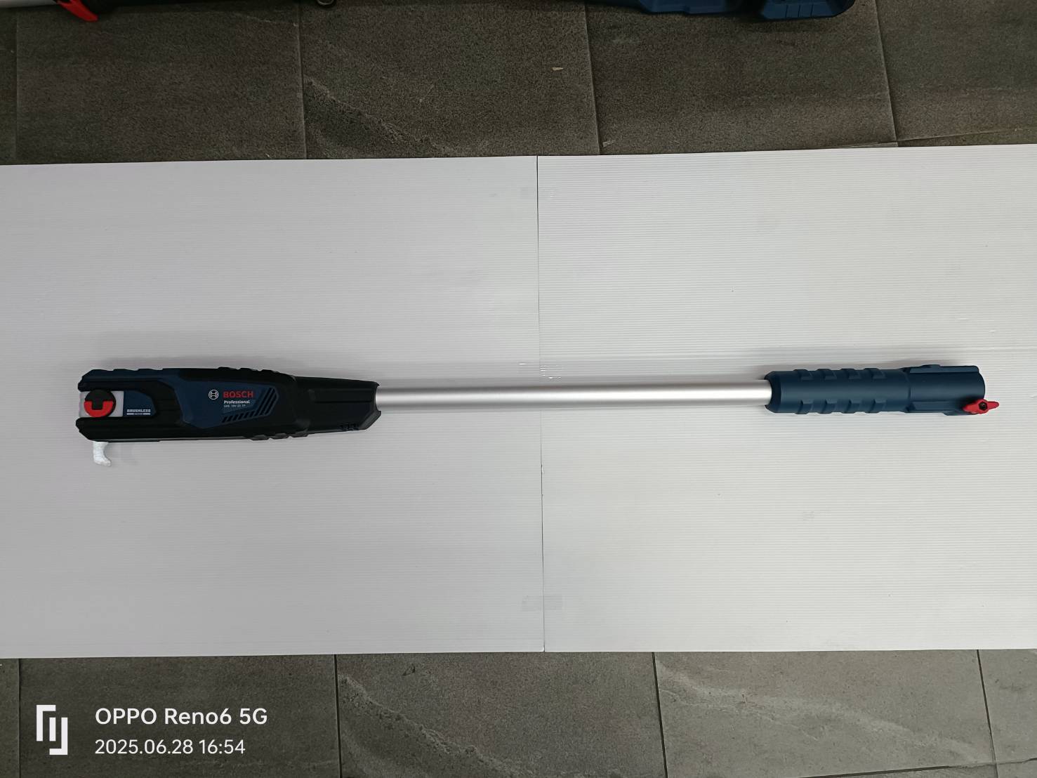 เลื่อยโซ่10"ด้ามยาว GKE18V-25TP BOSCH SOLO