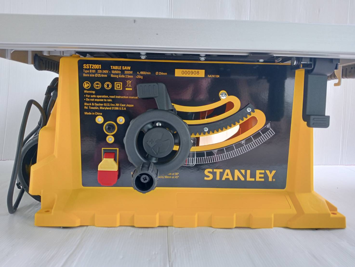 โต๊ะแท่นเลื่อย10" SST2001-B1 STANLEY