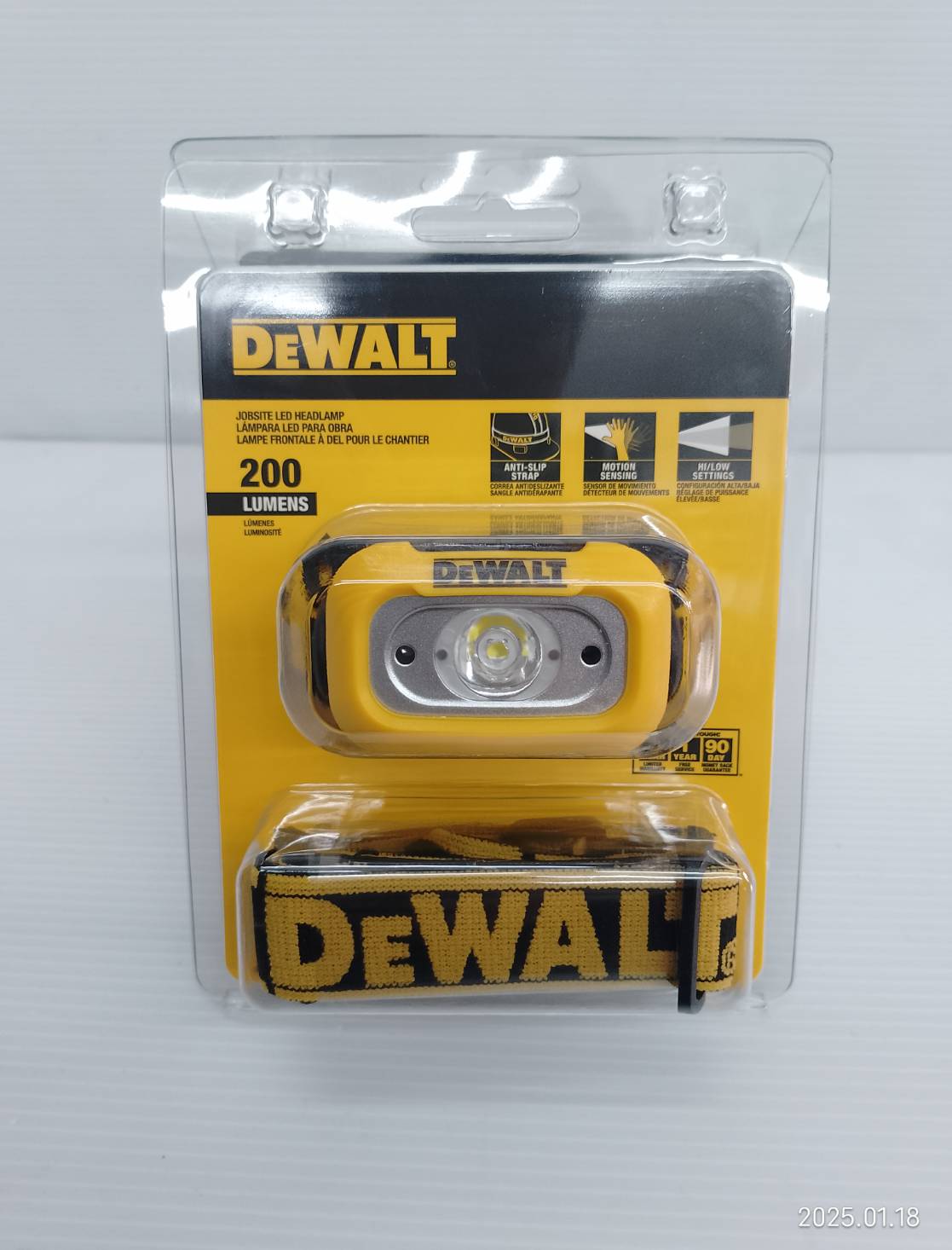 DEWALT ไฟฉายคาดหัวLED 200 Lumen DWHT81424