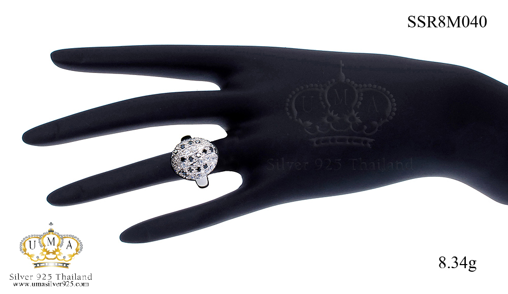แหวนเงิน ประดับเพชร CZ ดีไซน์เริศ คุณภาพจัดเต็ม รับประกันไม่มีผิดหวัง งานดีไซน์ที่เน้นงานให้ดูมีมิติ ใส่แล้วไม่ซ้ำกับใครแน่นอน
