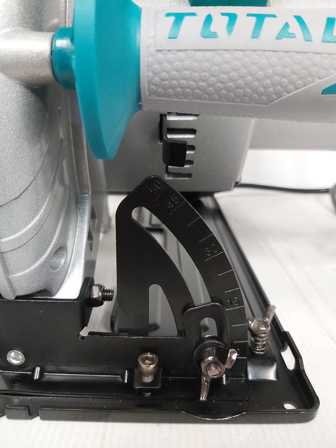 เลื่อยวงเดือน9" TS1222356 TOTAL