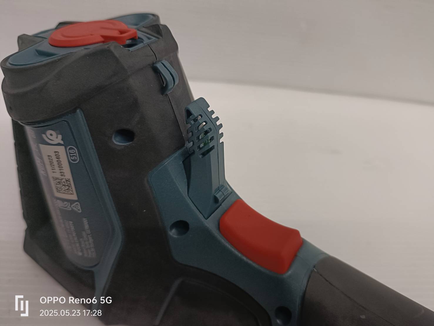 เครื่องวัดอุณหภูมิ GIS1000C BOSCH