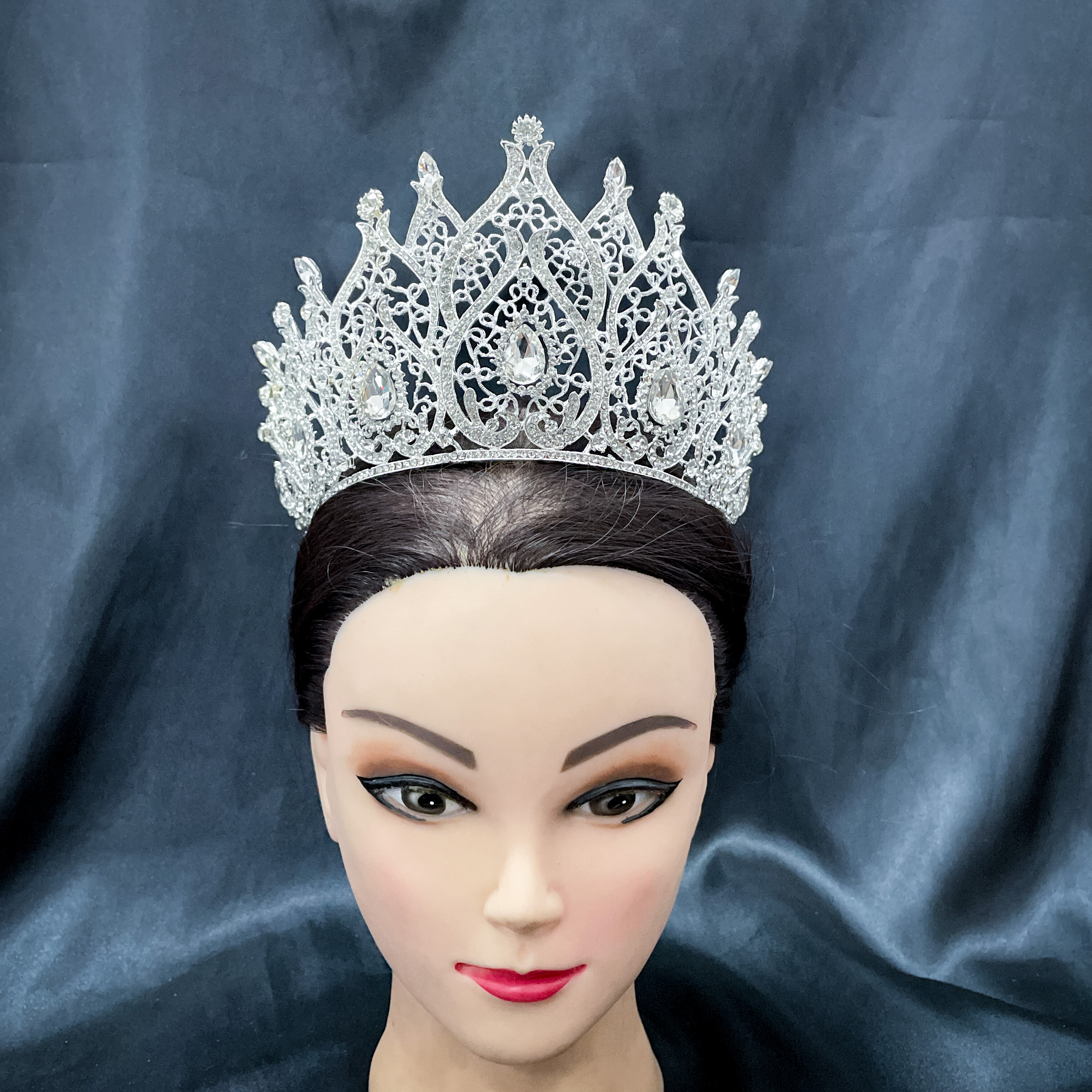 (พร้อมส่ง) เทียร่า 326 สีเงิน มงกุฎนางงาม งานสวย ปราณีต QCเพชรทุกเม็ด สินค้าพร้อมส่งจากไทย