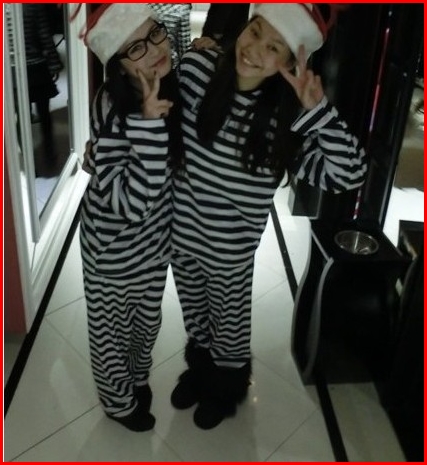 ชุดนักโทษ+โซ่ตรวน