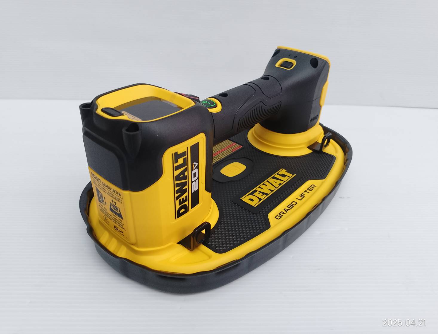 DEWALT อุปกรณ์ยกของสูญญากาศไร้สาย รุ่น DCE592B