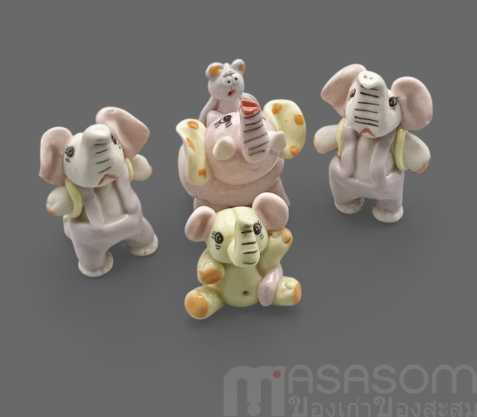 ช้างครอบครัวเซรามิค