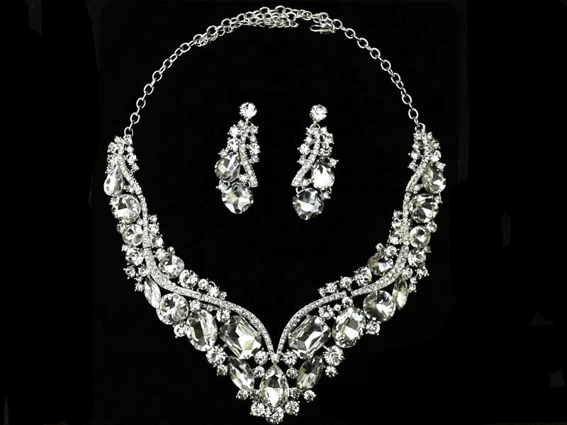 (พร้อมส่ง) สร้อยคอเพชร+ต่างหูแบบหนีบ 003 สร้อยคอเจ้าสาว สร้อยคอใส่ออกงาน สวยหรูดูแพง