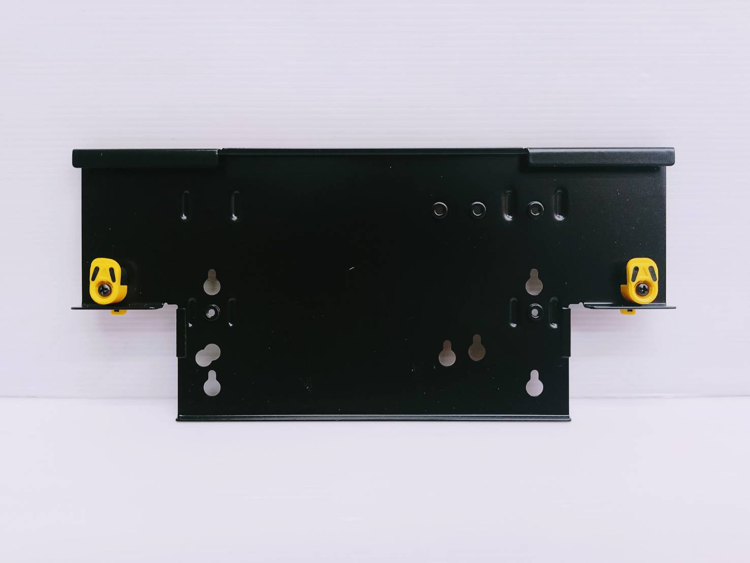 ที่แขวนแท่นชาร์จ DWST82821 DEWALT Battery Charger Rail Mount