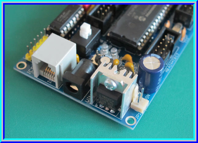 1x บอร์ดไมโครคอนโทรลเลอร์ PIC16F/PIC18F พร้อมไอซี PIC16F887-I/P