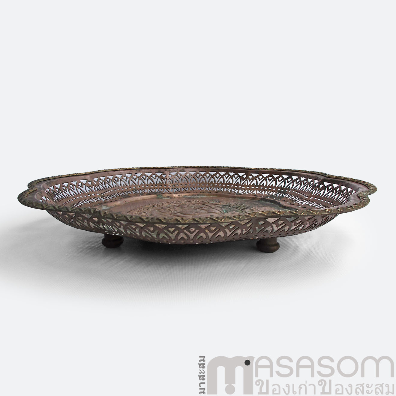 ถาดทองเหลืองของเก่า