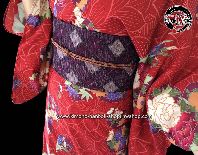 ยูกาตะ สีแดงลายดอกไม้โบราณ2