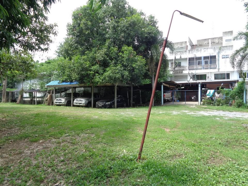 🚩H1273 ขายที่ดินทำเลดี ย่านธุรกิจ 4 -1 -68 ไร่ ติดถนนท่ามะนาว ใกล้ที่ว่าการอำเภอชัยบาดาล จังหวัดลพบุรี