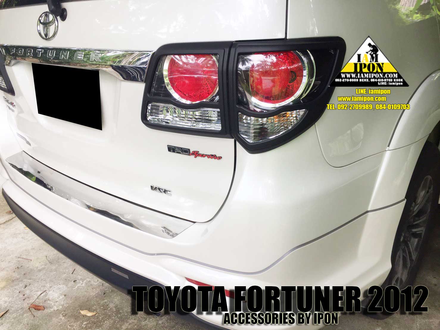 TAIL LAMP COVER FORTUNER CHAMP 2012 FLATBLACK ครอบไฟท้ายดำด้านฟอร์จูนเนอร์แชมป์ 2012