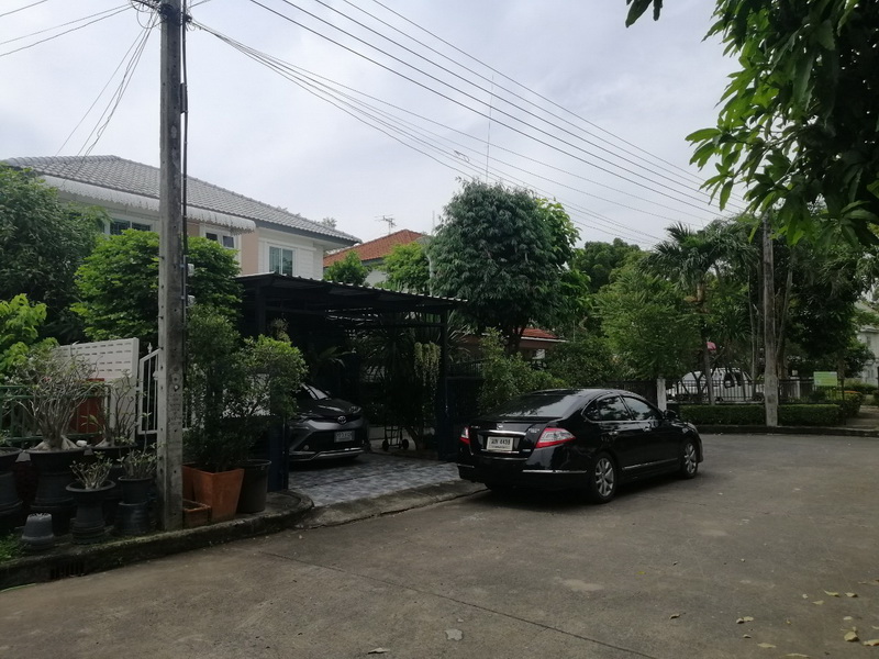 H1037 ขายบ้านเดี่ยว 50.7 ตร.วา หมู่บ้านเนเบอร์โฮม วัชรพล โครงการอยู่ติดถนนใหญ่ สุขาภิบาล5 ซอย82 ตกแต่งต่อเติมสวยมาก พร้อมอยู่