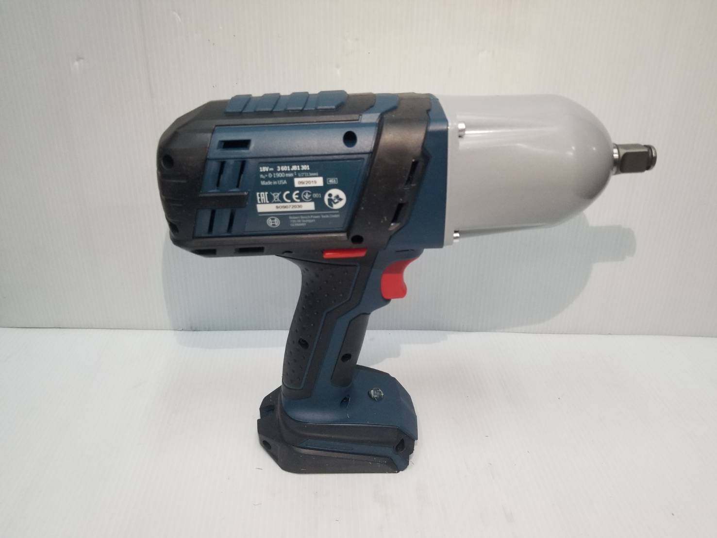 บล๊อกไร้สาย1/2 GDS18V-LI HT BOSCH