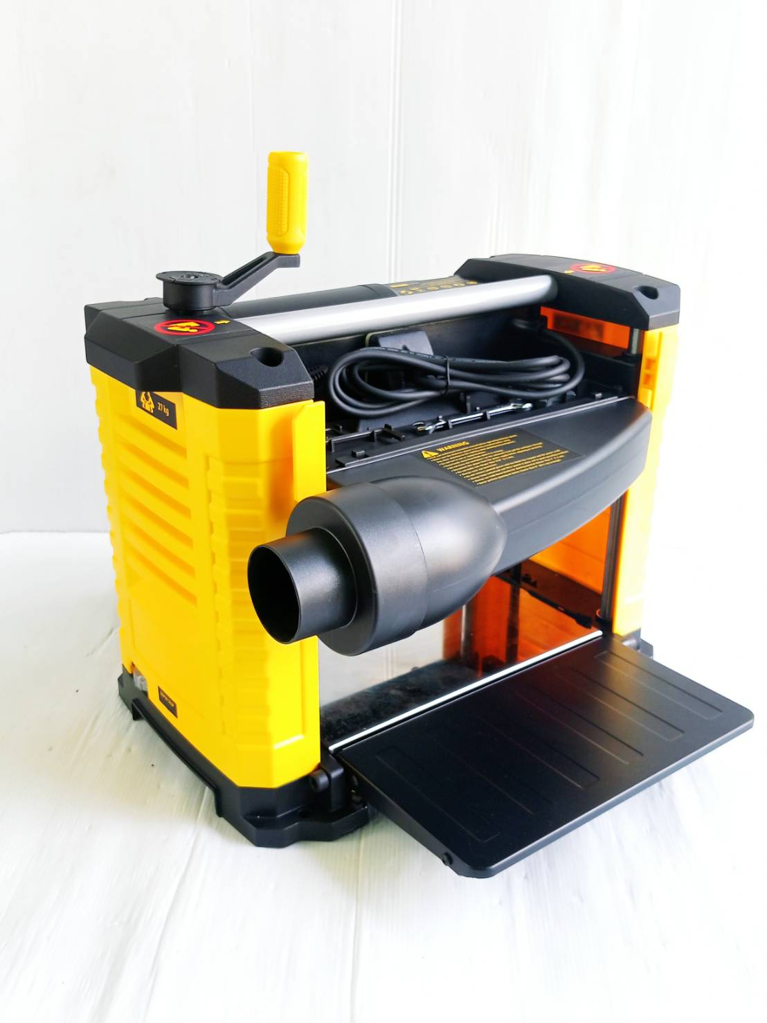 STANLEY เครื่องรีดไม้ไฟฟ้า 12 นิ้ว STP18-B1 (1800 วัตต์) รับประกันศูนย์ 2 ปี