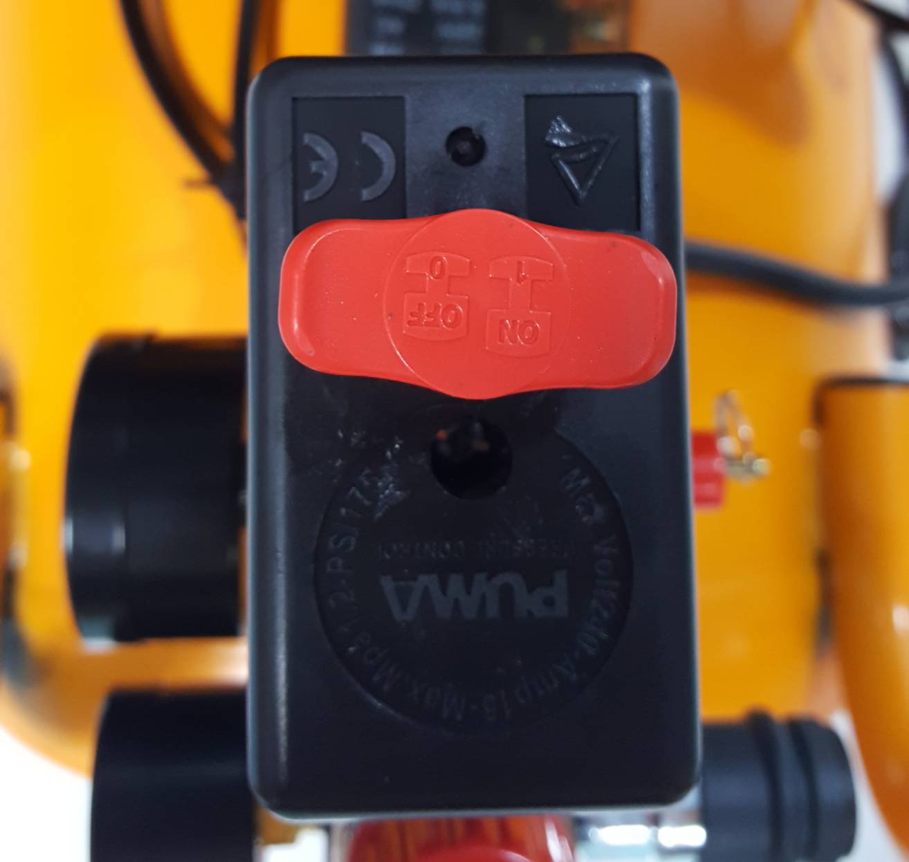 ปั้มลมไร้น้ำมัน50ลิตร HUSH50 PUMA